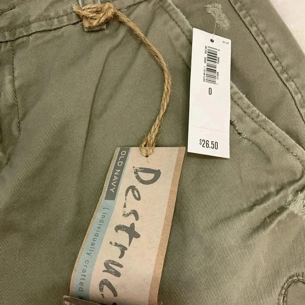 Women’s Old Navy Distressed Khaki Skirt Size 0 NEW WITH TAGS - Picture 6 of 8